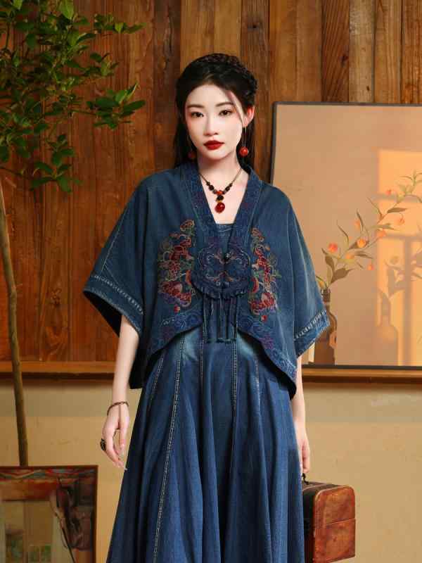 デニムジャケット 女性用 春夏 落肩袖 蝙蝠袖 コットン デニム生地 Vネック 復古風 チャイナ風刺繍 切り替えデザイン 普通丈 五分袖 軽量 伸縮性 吸湿速乾 ビッグシルエット 普段使い 通勤用 アウトドア デニムカラー アイボリー ピンク系