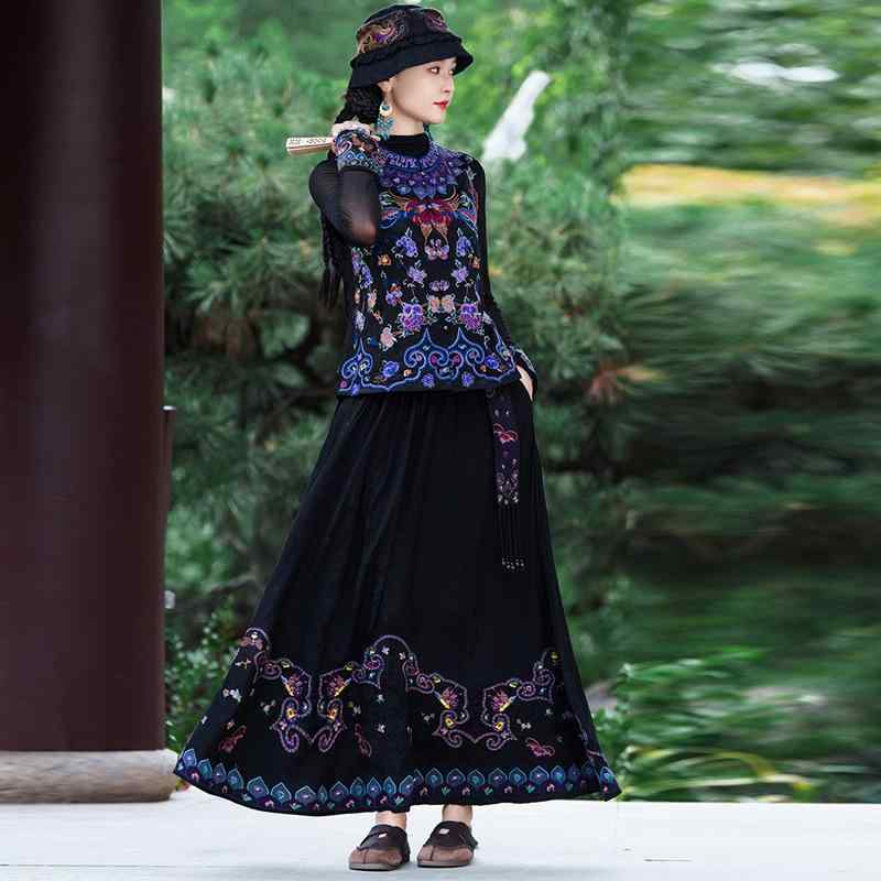 スカート 女性用 半身スカート 秋 民族風 刺繍 プリント 花柄 植物柄 フラワーモチーフ 流蘇 ?? フレンジ リボン フレア ゆったり Aライン 中長丈 ブラック 黒色 レイヨン 天絲 織錦 95% 以上 復古 ボヘミアン 芸術的 細身 スリム 秋冬