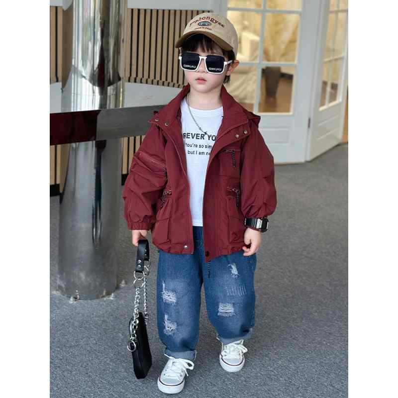 キッズ 男の子 春夏 秋冬 風防 ジャケット フード付き トレンド スタイリッシュ コート 長袖 ハイネック プルオーバー 赤 黒 短丈 柔らかい ポリエステル ナイロン 混合 軽量 通学 普段使い 3-8歳 100-160cm