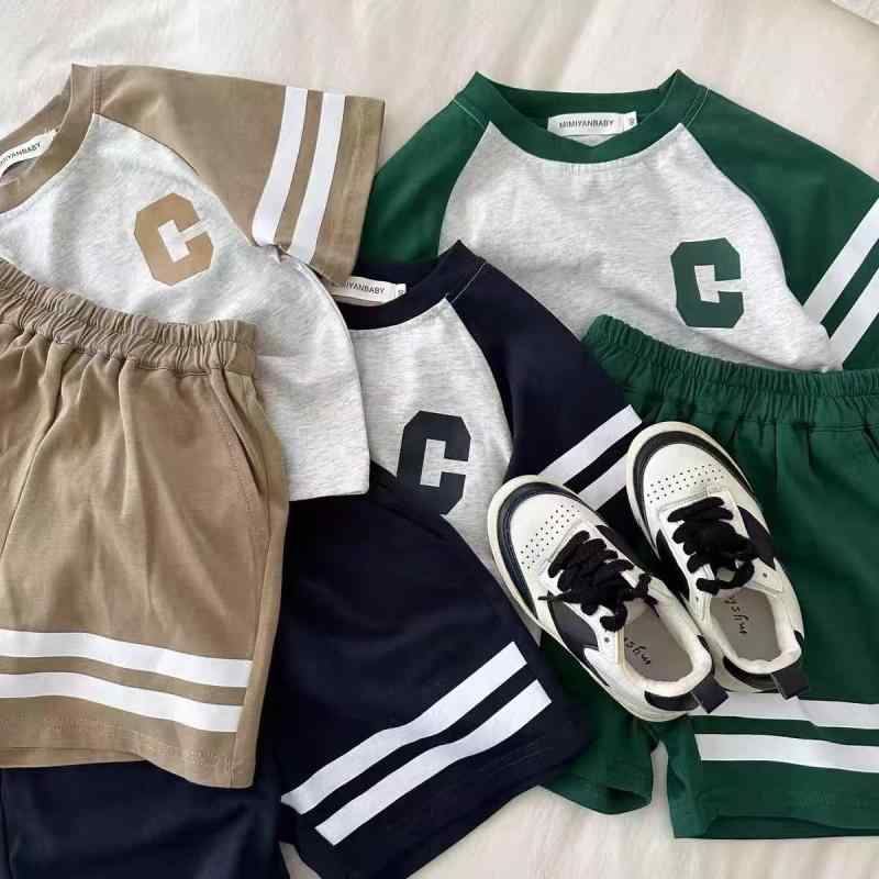 子供服 男の子 女の子 春夏 短袖 Tシャツ 短パン セット 綿混 ポリエステル 柔軟素材 切り替えデザイン ・柑通柄 緑 紺 ベージュ 3～8歳 100～140cm 通気性 吸湿速乾 日常着 カジュアル スポーツ 普段使い