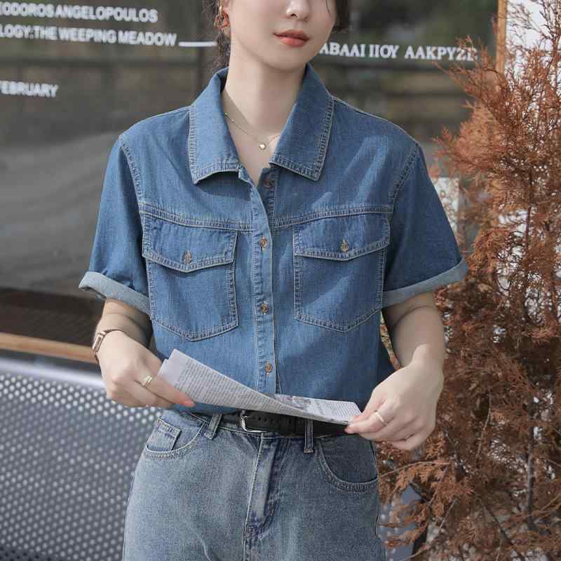 シャツ 女性用 夏 フレンチレトロ デニム 短袖 トップス コットン 伸縮性 純色 開襟 ポロカラー シャツ袖 ワイドシルエット ミドル丈 ヴィンテージ加工 切り替え シングルボタン 気質 エレガント ゆったり ブルー 吸湿速乾 軽量 カジュアル 普段使