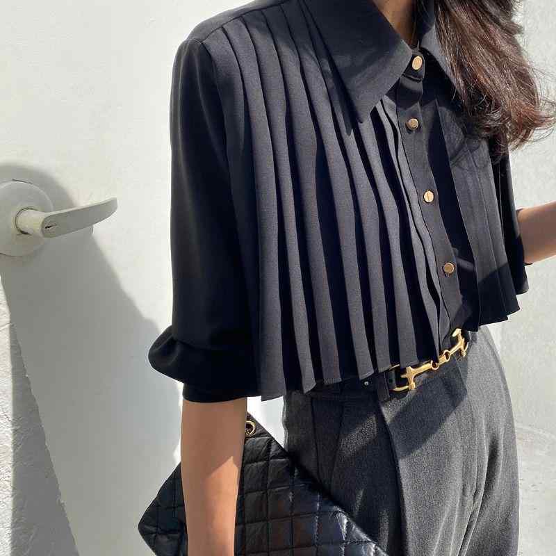 ブラウス 女性用 黒 春夏 プレーツ POLOカラ 無袖 短丈 切り替え 単色 ボタン ハイウエスト 伸縮性 再生繊維 吸湿速乾 軽量 デザイン性 百搭 トップス 私服 御姐スタイル 通勤 普段使い カジュアル 4,260円