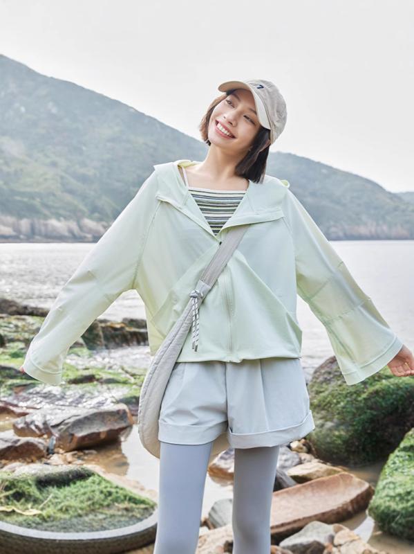 レディース 防晒服 トップス 無痕 防紫外線 長袖 薄手 ナイロン スパンデックス 接触冷感 吸湿速乾 UPF50+ 修身 短丈 ラック 甘め かわいい アイスグレー 高級ベージュ ライムグリーン 桜ピンク 紫 夏 春夏 通勤 普段使い アウトドア 軽量