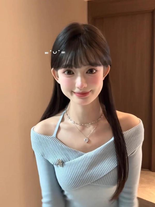 ニットトップス 女性用 春夏 通勤用 修身 長袖 肩出し 一文字肩 セットインスリーブ 接触冷感 粘膠繊維 単色 中厚手 気質 グレー 杏色 ブルー 短丈 インナー レイヤード 吸湿速乾 軽量 伸縮性 ハイネック ラウンドネック ボートネック