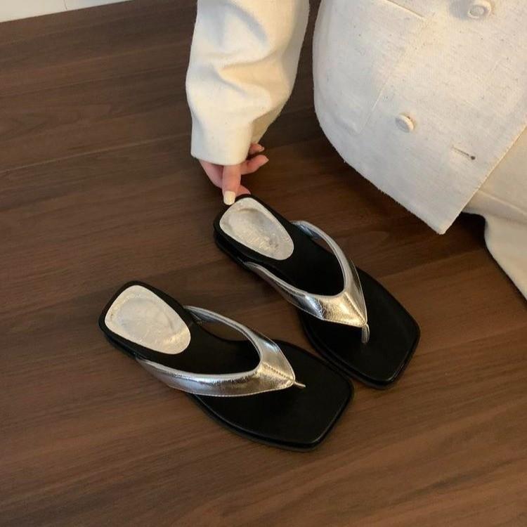 厚底サンダル 女性用 夏 ビーチサンダル 人字タイプ 高ヒール 法式スタイル 丸トゥ 布地 接触冷感 PUソール 鹿皮?内張り ブラック シルバー 赤 アイボリー イエロー 軽量 伸縮性 吸湿速乾 春夏 カジュアル 普段使い アウトドア 60代向け