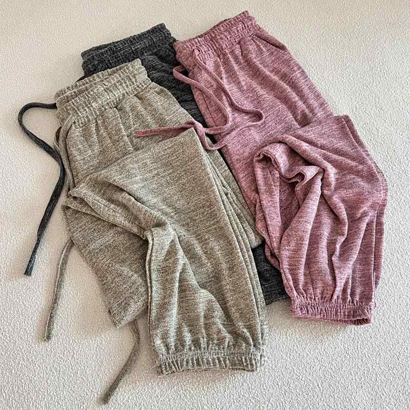 レディース ニット 束脚パンツ ハーレム ロングパンツ 松腰 薄手 ポケット付き ポリエステル 混紡 中弾性 日韓カジュアル スポーツウェア 普段使い 軽量 通気性 吸湿速乾 切り替えデザイン グレー系 ピンク系 ミリタリーグリーン ブラック 5色展開