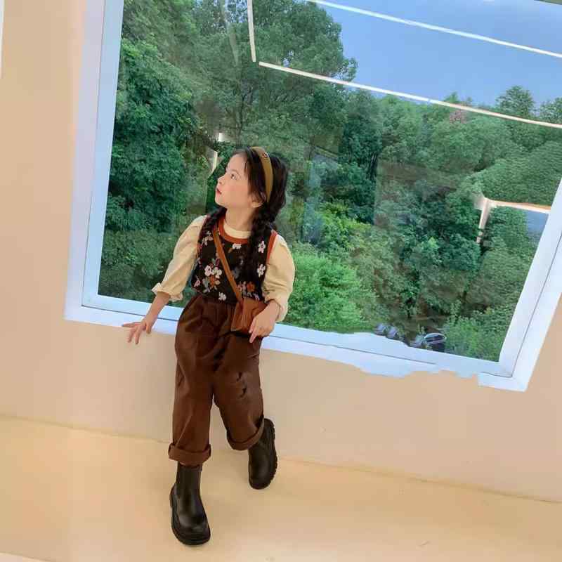 女児 キッズ セットアップ 長袖 花柄 背心 トップス 加長パンツ 3点セット コットン混紡 ポリエステル 柔らかい 普通厚 かわいい 韓風 秋冬 春 冬 100cm 110cm 120cm 130cm 140cm 中小児 3～8歳 日常使い 学校着 伸
