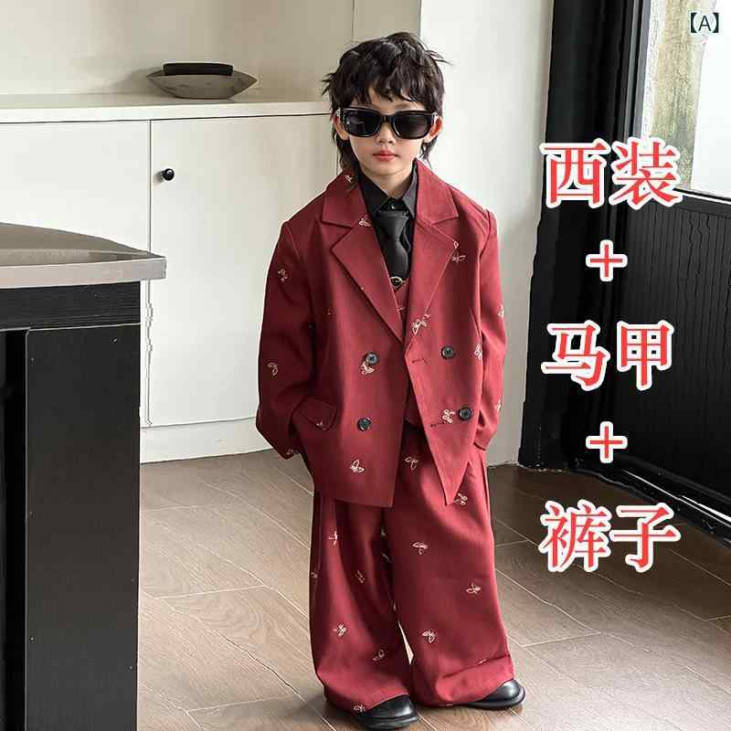 御坊っちゃん 背広 仕掛ける 秋冬 3点仕掛ける 西装 礼服 長袖 長ズボン 赤 黒 薄墨色 蝶柄 毛の荒物刷り上げる 化繊混紡 粘繊80% B級安全性のある 3～8歳 100～140糎 フォーマル 華燭の典 でき事 普段使い走り 伸縮性 軽さ 心地好い 今めかしい