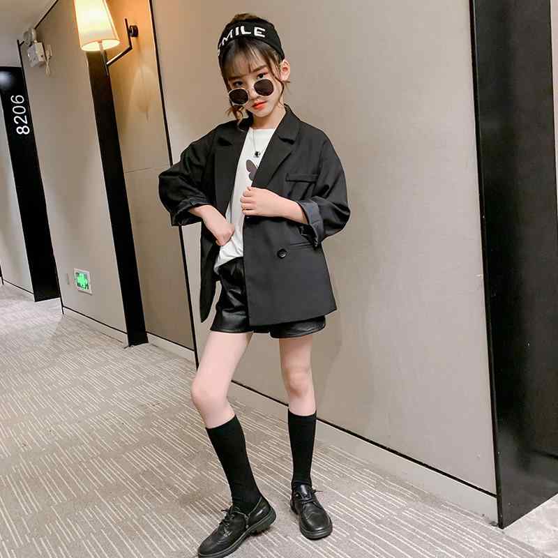 女児 ジャケット メンズ風 スーツ コート トップス 開襟 長袖 ブラック 英倫 スタイル プレッピー 潮 ファッション 子供 女の子 服 秋冬 春 秋 シーズン 化繊 ポリエステル 柔らかい 素材 普通 厚み 中長丈 単排 ボタン 無地 シンプル 日常