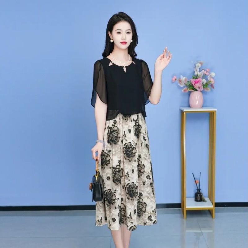 ワンピース 女性用 春夏 接触冷感 ポリエステル 切り替え 短袖 丸首 フラワープリント ミドル丈 かわいい スリムライン 杏色 復古風 中国風 セットアップ風 軽量 通勤 普段使い ゆったりシルエット 吸湿速乾 伸縮性 ソフト素材 花柄 ロングスカート