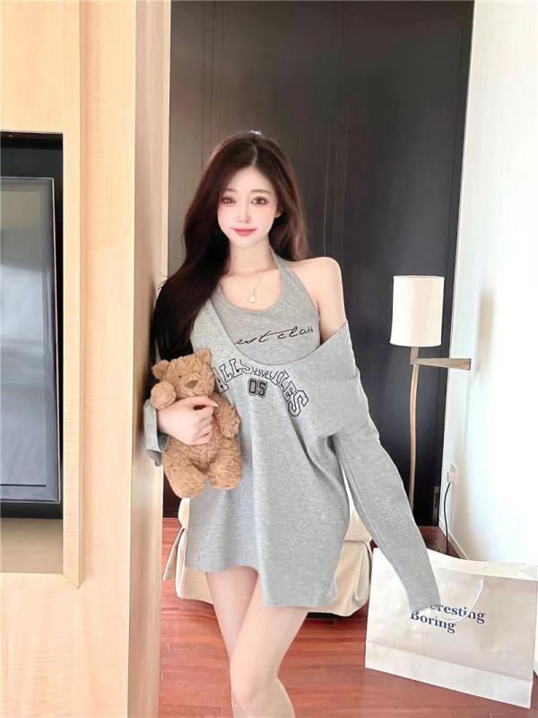 Tシャツ 女性用 秋 トップス セット かわいい デザイン Vネック 長袖 インナー タンクトップ 2点セット ゆったり シルエット ミドル丈 丸首 プリント柄 ポリエステル コットン 混紡 グレー 日常使い 快適 伸縮性 日韓カジュアル スタイル 吸湿