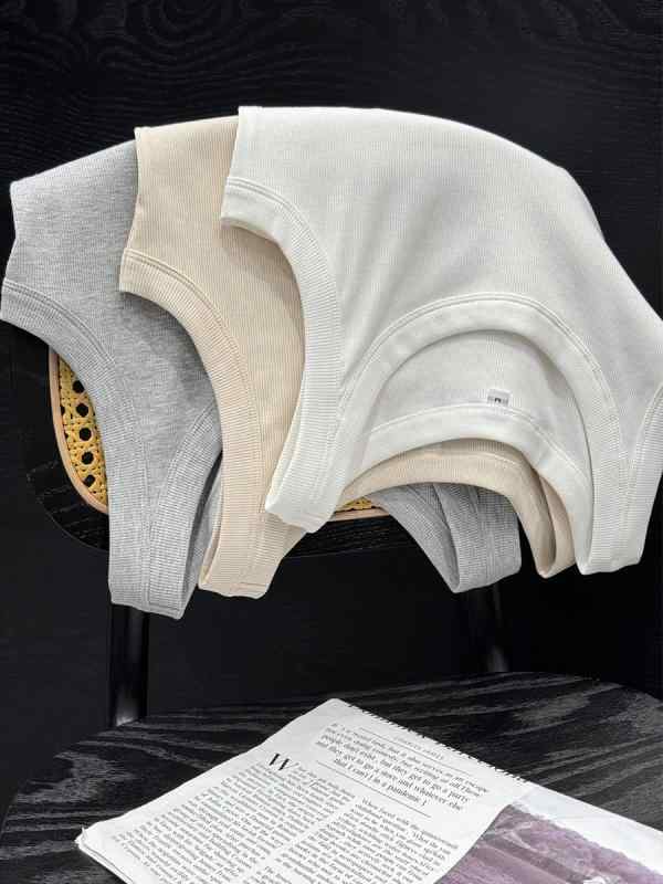 キャミソール レディース 春夏 接触冷感 綿混 粘膠繊維 高伸縮 シンプル 修身 肩ストラップ 純色 ベーシックカラー ベージュ系 グレー系 ブラック 日常使い 通勤 インナー トップス 軽量 吸湿速乾 ハイネック 細身シルエット 肩幅調整可能 柔らかい