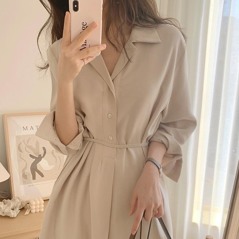 ワンピース 女性用 秋冬 長袖 POLOカラー 単排ボタン 系紐 ウエスト絞り 裾スリット 切り替え 直筒 中長 プリンセススリーブ 中腰 純色 ブラック 杏色 ブルー ポリエステル 軽量 伸縮性 清新 かわいい プリンセススタイル 通勤 普段使い 部屋
