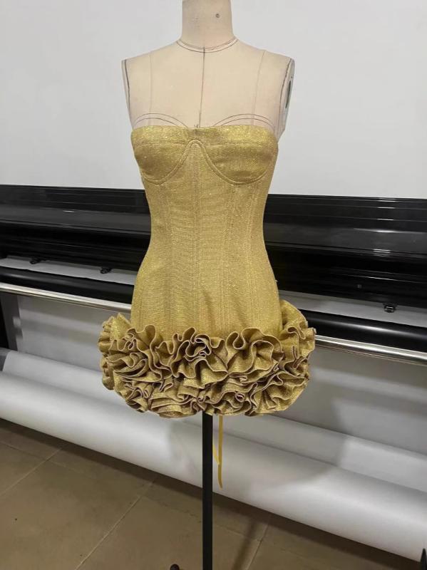 ワンピース レディース 夏 黄色 接触冷感 セクシー タイト ストラップレス 3D 立体花柄 プリーツ ミニ 超短 Aライン 中腰 無袖 無領 セットアップなし 単品 綿ポリエステル 80% 聚? 私服 名媛風 セクシーガール 軽量 伸縮性 吸湿速乾 ハ