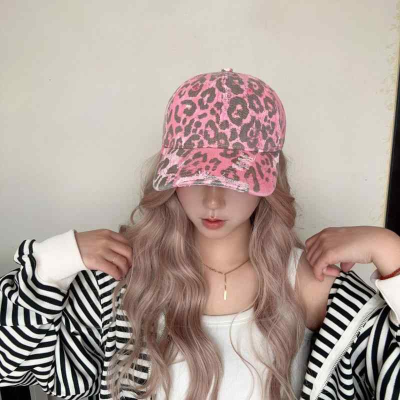 帽子 ユニセックス ピンク ヒョウ柄 破れ加工 野球キャップ ビッグバイザー 顔小さ効果 復古風 ストリートスタイル 個性派 ヒップホップ風 かわいいクール 綿素材 透気性 防晒 遮陽 調整可能 春夏秋 通勤 普段使い アウトドア 軽量 伸縮性