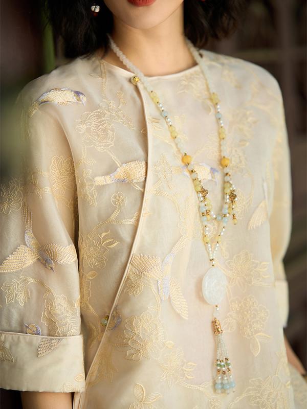 シャツ レディース 真? 桑蚕? 100% 刺繍 5分袖 薄手 夏 杏色 動物柄 丸首 ゆったり ルーズフィット 盤扣 系? 中国風 文?復古 セットアップ ワイドシルエット 軽量 通気性 滑らかな肌触り 日常使い 外出 コーディネート