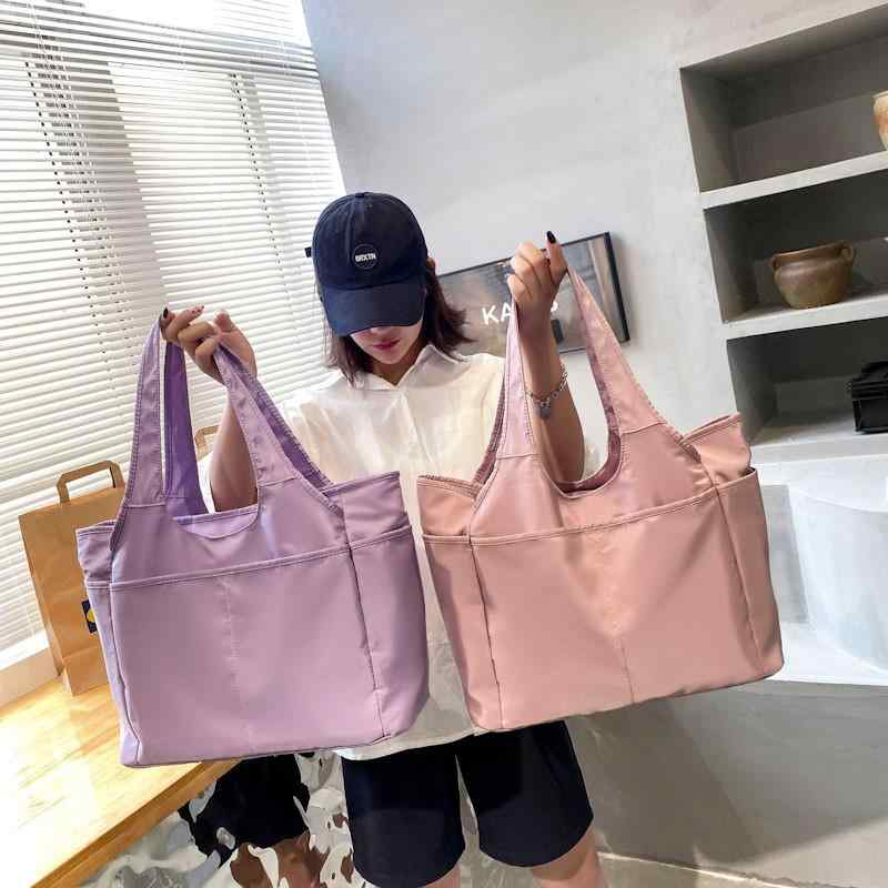 トートバッグ 女性用 軽量 牛津布 20L 通勤 旅行 外出 単肩 収納 機能 シンプル 韓国風 車縫い ステッチ 暗黒色 グレー グリーン パープル ブルー ピンク 2021年夏 コレクション 秋冬 対応 普段使い 外出 シーン ポリエステル 裏地 ユ