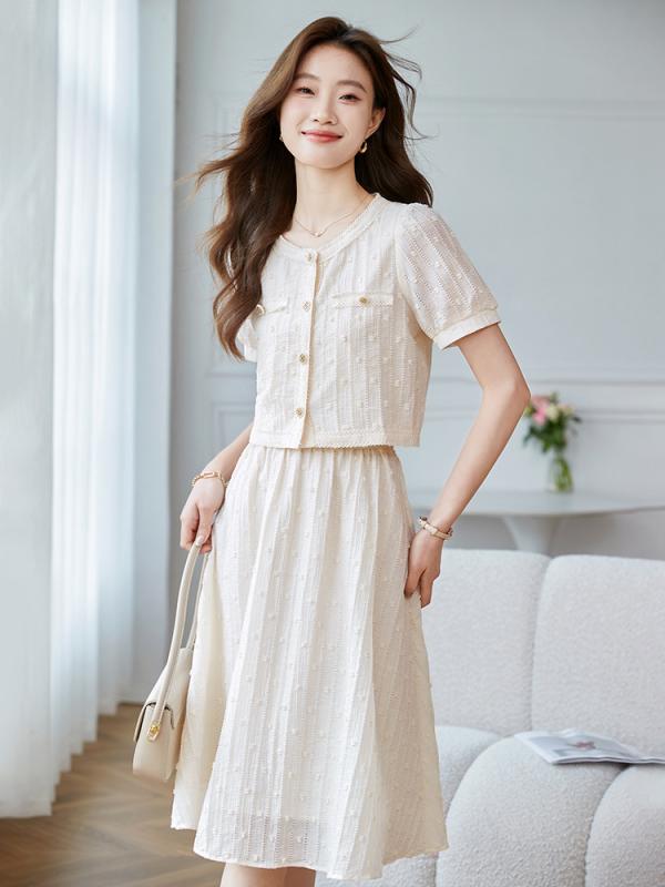 レディース トップス スコート 書き割り 精神状態 通い 愛くるしげ 短上張り 半裙 夏 春夏 真っただ中丈 太陽面爆発スコート 太陽面爆発影ぼうし 刺しゅう 名取り草 花柄 刷り上げる 人付き合い冷感 ポリエステル ポリエステル衣料繊維 トップ ティーシャツ セットアップ 好いたらしい 軽さ 吸湿速乾