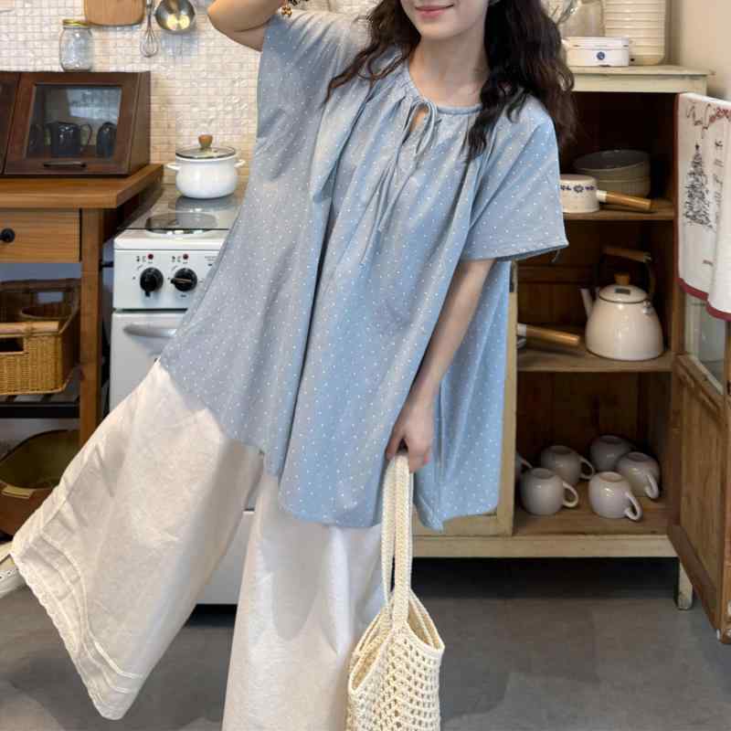 シャツ 女性用 夏 短袖 ポルカドット 柄 綿 素材 韓国風 かわいい 甘め ルーズ フィット デイリー コーデ スリム 効果 基本 デザイン ラウンドネック プリント 加工 ゆったり シルエット 普通 丈 50cm 65cm 間 セット ヘッド タイプ