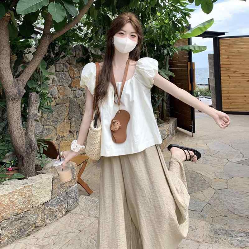 レディース セットアップ プリーツ ソリッドカラー フレアスリーブ シャツ トップス ハイウエスト ワイドパンツ スカートパンツ 2点セット 夏用 接触冷感 ポリエステル PVC 混合素材 杏色 上衣 カーキ色 ボトムス ゆったりシルエット 塩系 スタイ