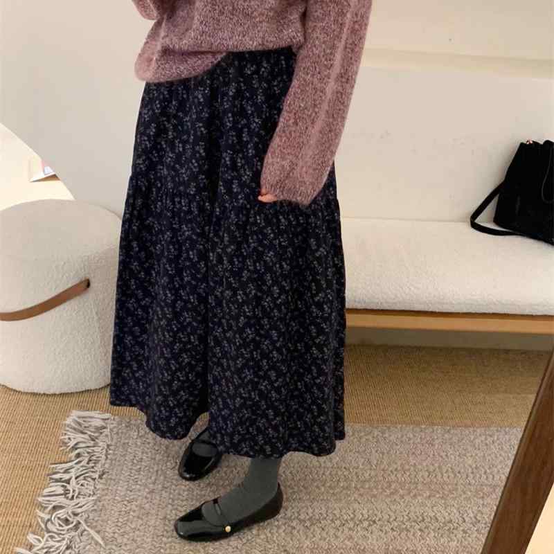 秋冬スカート 女性用 半身スカート Aライン 中長丈 傘型 ブルーパープル 小花柄 伸縮腰 気質通勤 小香風 磨毛加工 厚手 ポリエステル 薄?裏地 微弾性 軽量 暖かみ 秋冬 普段使い オフィススタイル