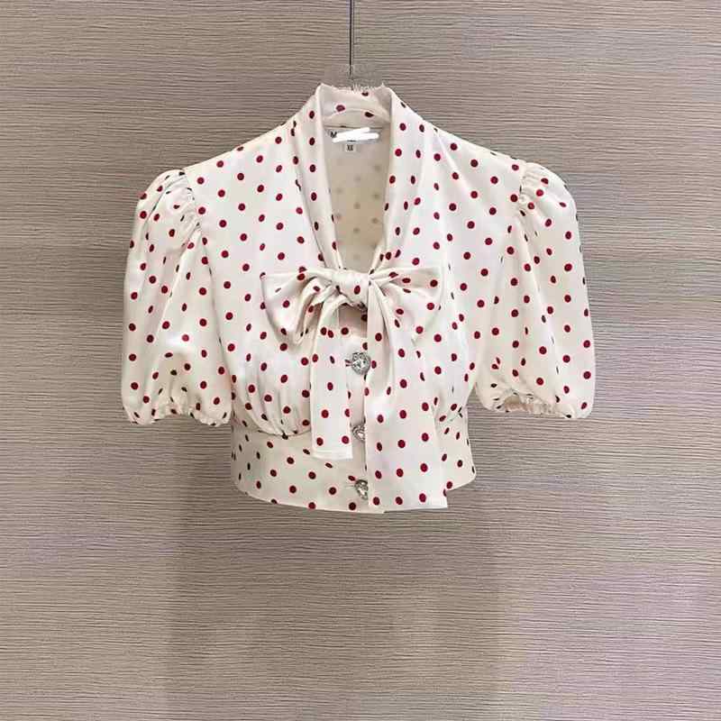 シャツ 女性用 短袖 赤い波点 プリント フロント リボン タイ 蝶結び 甘め スタイル 雪? 素材 軽量 通気性 涼しい 春夏 コーディネート かわいい トップス 泡泡袖 スカーフ 襟 フレッシュ ファッション 百搭 アイテム 8,451円
