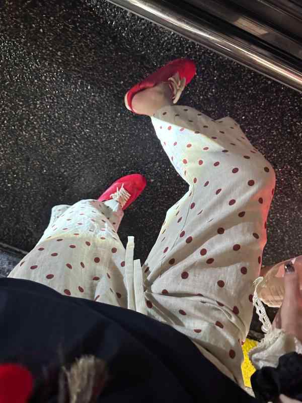 レディース ワイドパンツ 九分丈 ラッパパンツ ポルカドット 天竺シルク 麻混 切り替えデザイン 松緊腰 紐付き スリム効果 気質 通勤用 普段使い 軽量 吸湿速乾 再生繊維 麻色 春夏 ベーシックスタイル