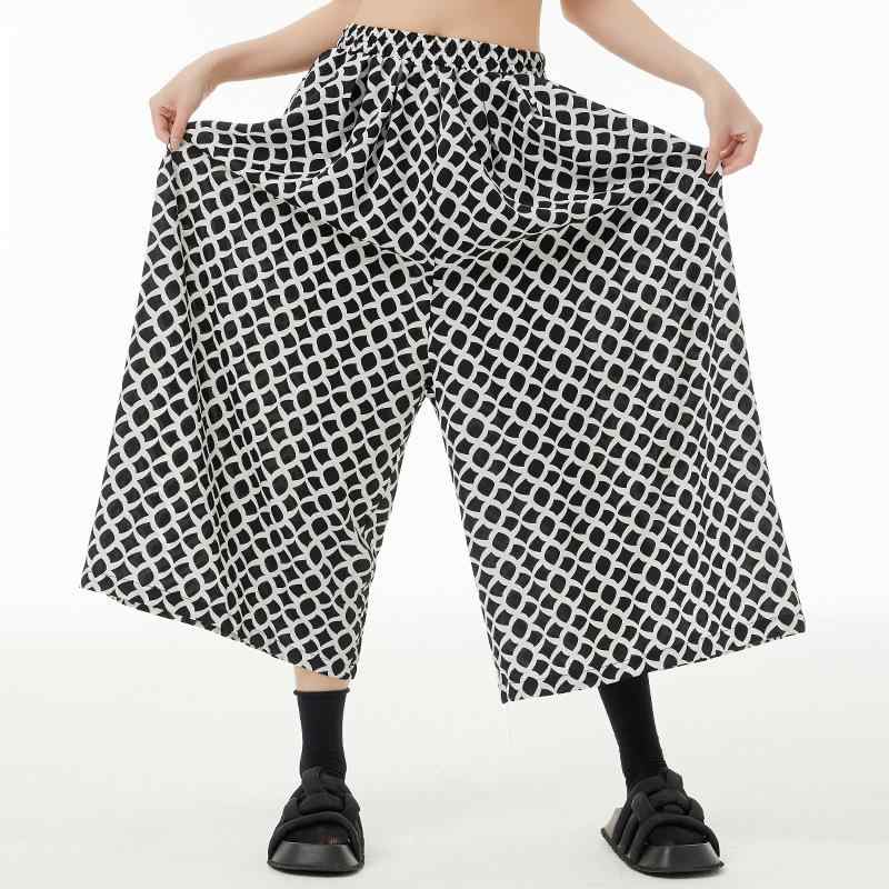 レディース ワイドパンツ 黒白格子 夏用 薄手 接触冷感 綿混紡 ポリエステル 直筒 九分丈 松腰 ポケット 無弾性 街頭カジュアル クロップド ルーズフィット 涼感 滑らか 垂感 ファッション 普段使い 軽量 通勤 通学 アイボリー調 ブラック