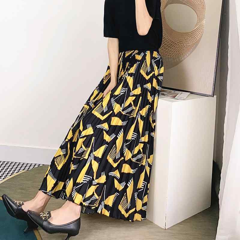 レディース スカート 半身スカート 春夏 黄色 プリント 百褶スカート 中長丈 高腰 フレア ゆったり プリーツ 切り替え ポリエステル 再生繊維 高弾性 気質 気品 通勤用 普段使い 軽量 伸縮性 ハイウエスト ビッグシルエット Vネック風 イエロー系