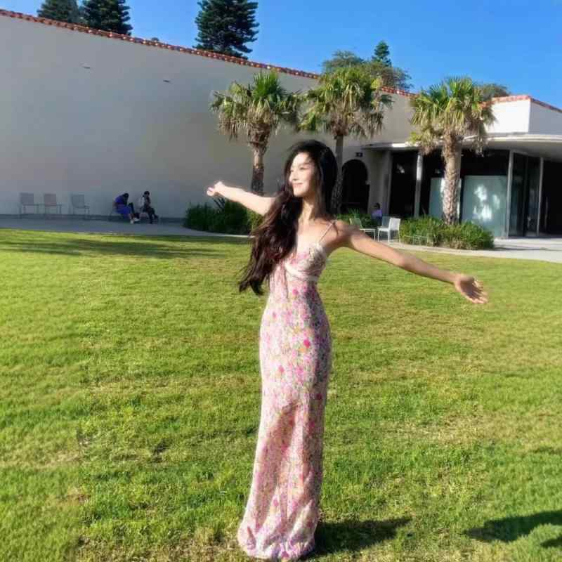 ワンピース レディース 純欲風 セクシー ピンク系 春夏 度假風 長丈 フラワー柄 接触冷感 切り替え Vネック レース ハイウエスト スリムフィット ノースリーブ 包み尻 吊り帯 ワンピース ドレス 私服 かわいい スタイル 軽量 伸縮性 吸湿速乾 再