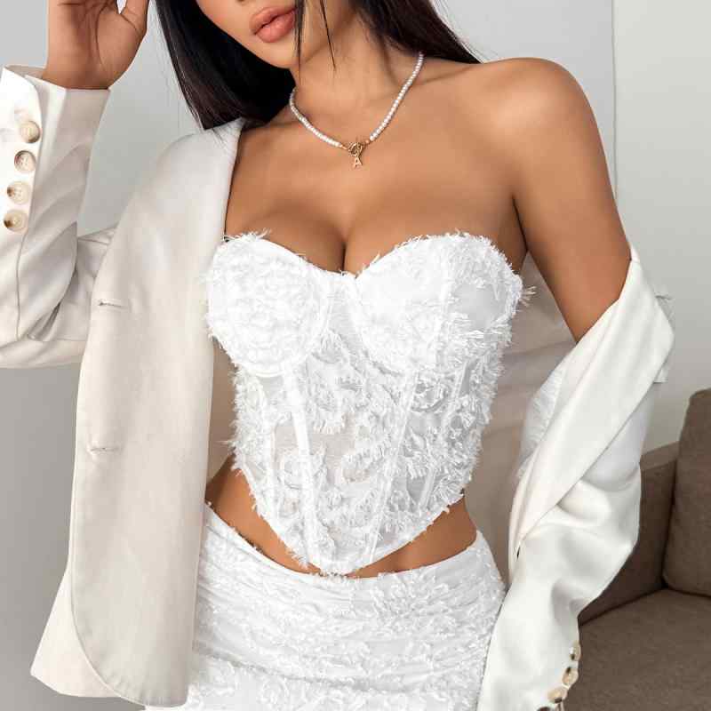 オフショルダー トップス 女性用 セクシー ギャザー 胸強調 ワイヤー チューブトップ 修身 超短丈 植物花柄 背中開き 2025春夏 白 ポリエステル ストレッチ 街頭 潮 欧米風 スパイシーガール 軽量 吸湿速乾 普段使い カジュアル かわいい 花柄