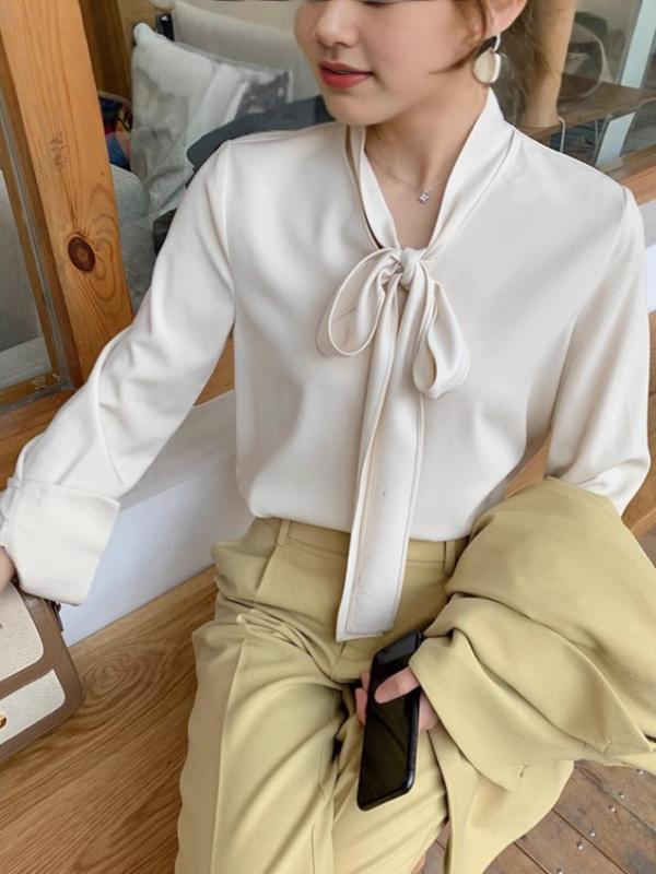シャツ 女性用 香?色 杏 綿混 粘膠繊維 長袖 泡泡袖 蝶結 リボン 紐 切り替え 修身 単排ボタン 純色 春季 通勤 インタビュー 職業 かわいい プリンセス 甘め 快適 軽やか 清楚 甘美 トップス ブラウス