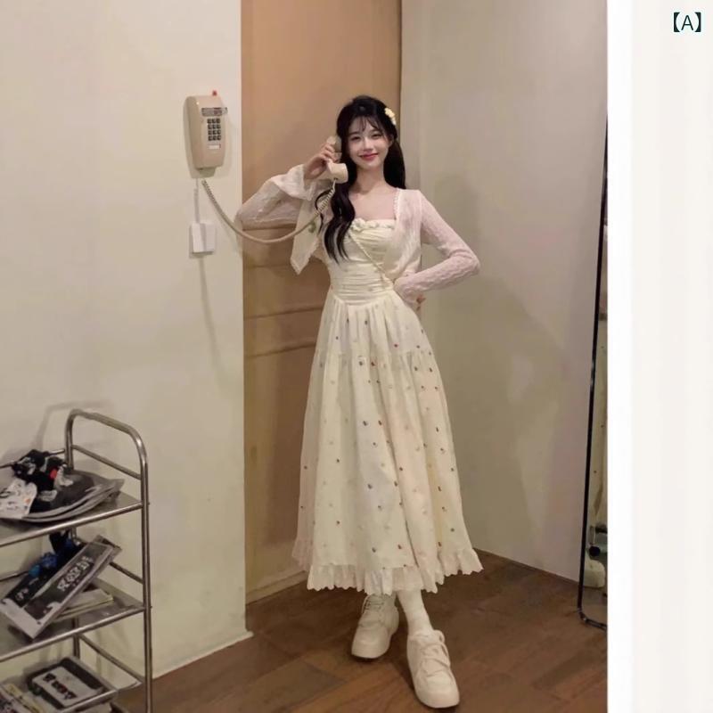 ワンピース レディース 夏 春夏 甘め 初恋 優しい風 スリム 小物デザイン 吊り帯 Vネック Aライン ロングスカート 無袖 松腰 立体飾り セット 短カーディガン 外套 森ガール フレッシュ スイート プリント 染め加工 爽やか かわいい 軽やか 通