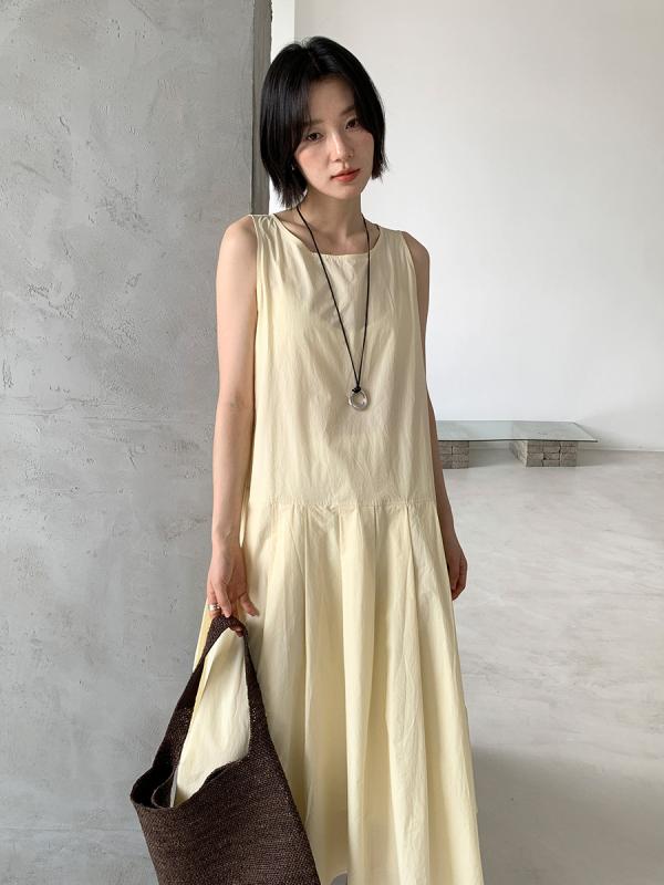 ワンピース 無袖 Aライン ロング スカート セットアップ 丸首 中腰 立体装飾 ピマコットン 素材 夏 純白 淡黄 泥灰 色 日韓 スタイル 休? かわいい 軽量 伸縮性 通勤 デイリー 女性用