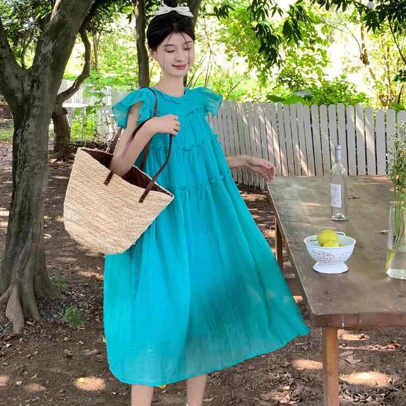 ワンピース レディース 春夏 スカート 長丈 Aライン 袖 小飛袖 短袖 デザイン フレンチ スタイル 天藍 色 純色 甘め 清新 甘美 風 涼やか 軽量 素材 ポリエステル 加工 プリーツ ディテール 蝶結び 首元 ラウンドネック 腰回り ルーズフィッ