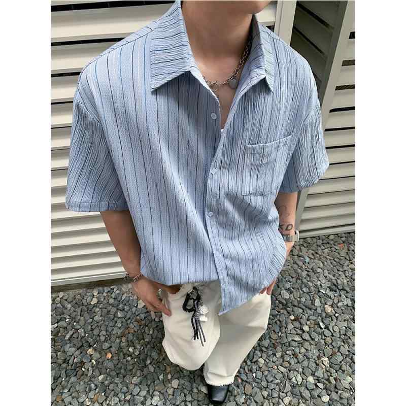 メンズ シャツ トップス 半袖 ストライプ柄 夏用 薄手 通気性 米杏 苔?緑 霧霾青 港風 翻領 ゆったりシルエット 復古 肌理感 日常 カジュアル ファッション 青年向け 2025春 軽量 綿素材 都市スタイル 米杏色 苔?緑色 霧霾青色
