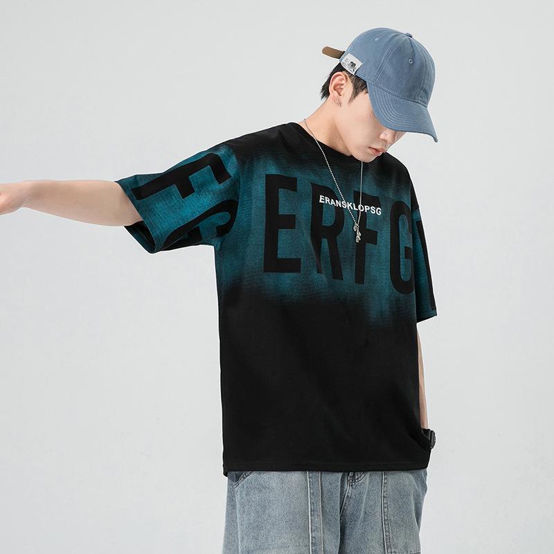 メンズ Tシャツ 短袖 トップス 男性用 綿素材 爽快コットン 丸首 ゆったりシルエット 落肩袖 字母プリント 英文字柄 印花デザイン 無帽 普通厚 白色 黒 深灰 夏用 夏季 休日着 青年向け 18-24歳 ゆったり型 免?加工 200g 軽量 涼しい