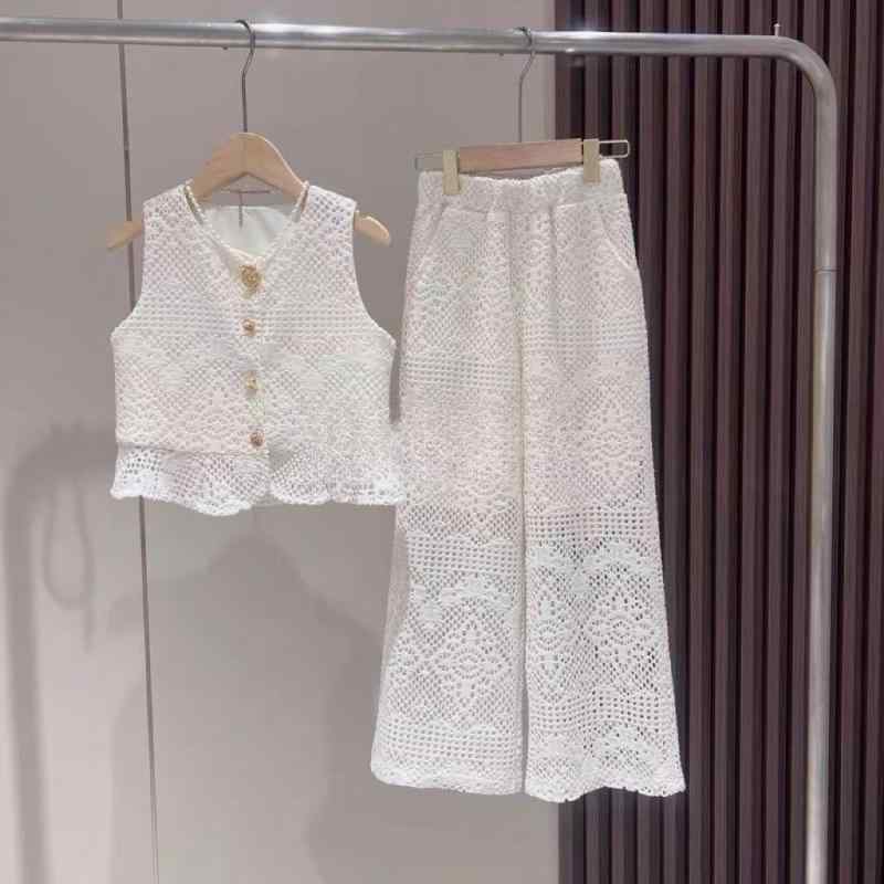女の子 トップス 長ズボン セット 夏 綿 無袖 薄手 柔らかい 素材 チャイナ風 軽やか 気品 レース クロシェ 刺繍 切り替え デザイン 日常使い 遊び着 通気性 伸縮性 120cm 130cm 140cm 150cm 160cm 170cm