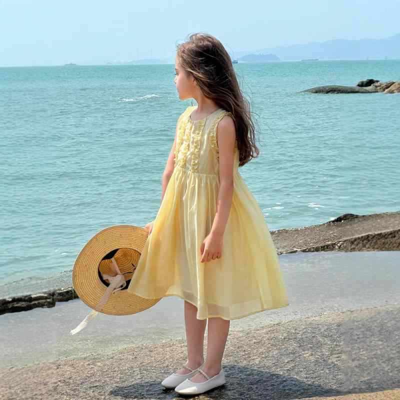 女の子 ワンピース プリンセスドレス 夏 レイヨン リヨセル 柔らか素材 無袖 純色 黄色 かわいい デザイン 女児 ドレス スカート 軽やか シルエット 日常 遊び着