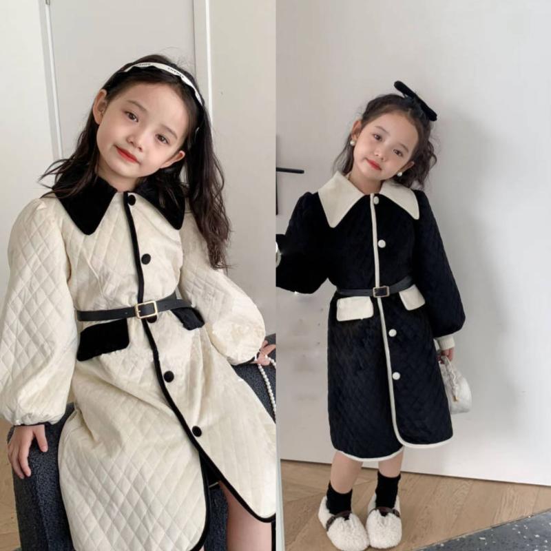 女の子 ワンピース 秋冬 長袖 コットン 混紡 綿 ポリエステル 柔軟素材 切り替え デザイン 純色 杏色 黒 3-8歳 キッズ 幼児 女児 服 暖か 保温 日常 遊び着 通学 柔らかい 肌触り 快適 着用 シンプル スタイリッシュ 韓風 冬 子供服 女