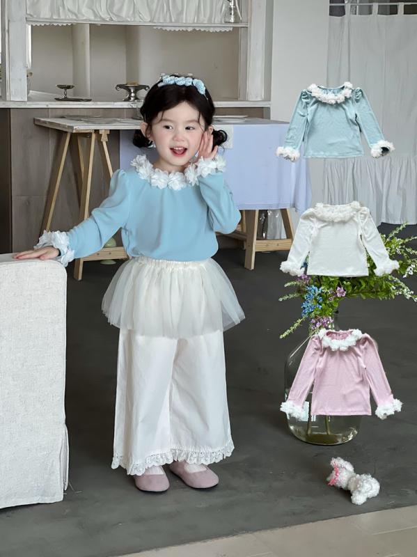 女の子 トップス 長袖 打底衫 立体花? プリンセス かわいい 春秋 綿 柔らかい 白 ブルー ピンク 3-8歳 100-140cm