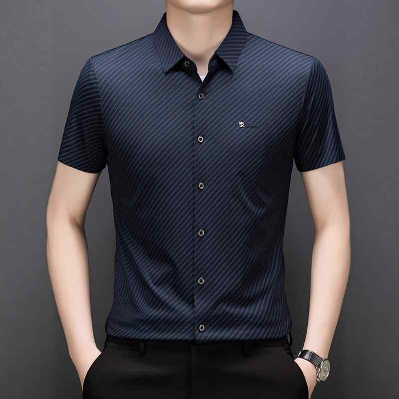 メンズ 短袖 シャツ 夏季 軽ビジネス 男性用 ビジネス カジュアル トップス 百搭 幅広 ゆったり 型 免・聞 抗皺 開襟 薄手 ストライプ 柄 ポリエステル 生地 四方向 伸縮 高弾性 洗濯機洗い可 軽量 機能 紳士 35歳以上 中年 成人 男性 サイ