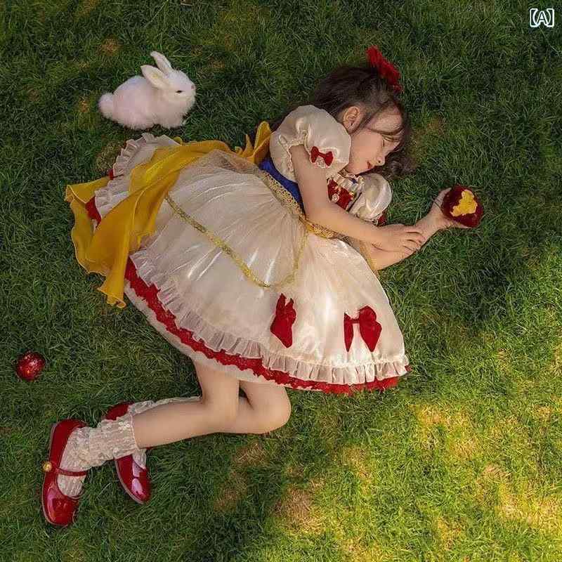 お嬢さんの 夏の 手合いの ロリータの 真っ白い 雪の 姫御前の スコートの 洋 気の ちびっ子の 夏の 衣裳の お嬢さんの ガーゼの スコートの 生まれ落ちる 日の スコート
