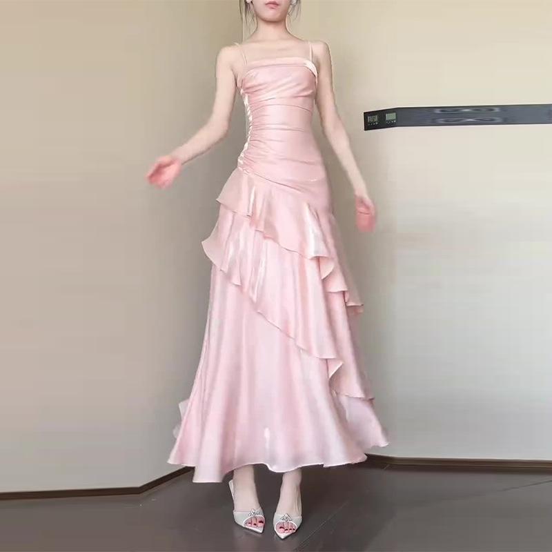 ワンピース レディース 夏 吊り帯 ロング丈 フレア フリル スリム ピンク ポリアエステル 涼しい 通勤 気質 優雅 スタイル