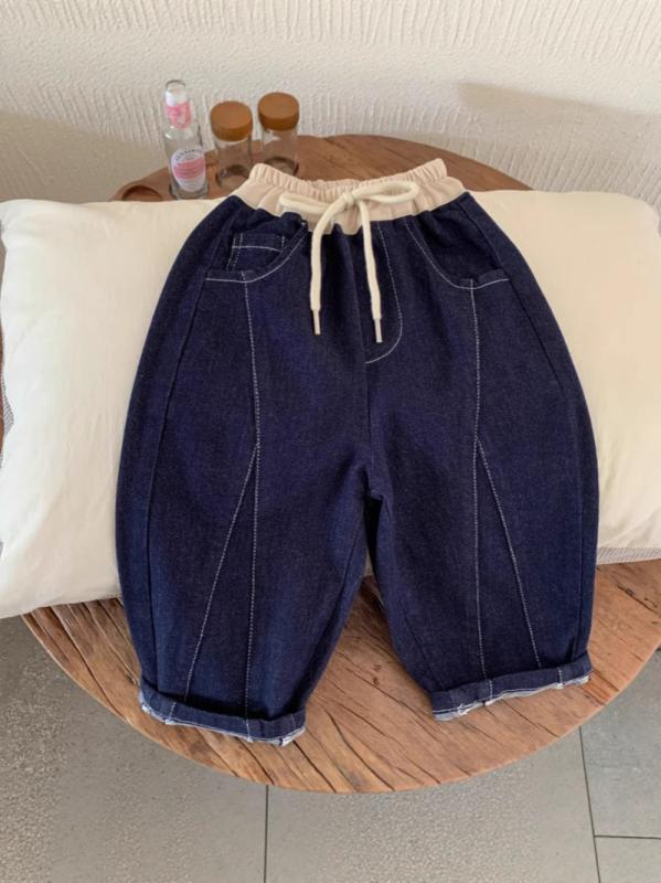 キッズ 牛仔パンツ 男の子 女の子 春季 デニム 長ズボン コットン 80% 切り替え ステッチ ワイド シルエット コットン素材 柔らかい 生地 普通 厚み 中腰 松? ウエスト 韓国 スタイル 潮 要素 純色 ブルー 春秋 シーズン 日常 使い 遊び