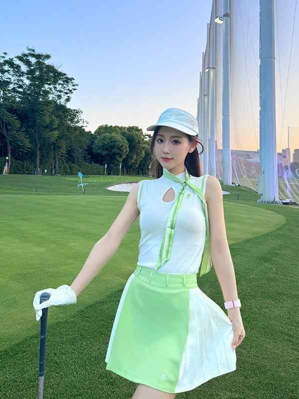 レディース 高爾夫 セットアップ 無袖 上張り 速乾 百褶 短スコート スコートズボン下 透かし彫り柄 ニル 絹地 当たること冷感 春夏 秋 ゴルフ 庭球 バドミントン お上さん用 軽さ 伸縮性 白いこと 緑