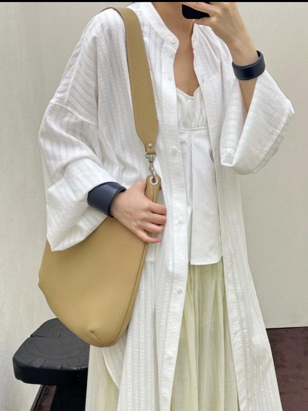 レディース ティーシャツ トップス 春夏 分かりやすい 目論む ゆったり 広広とした 猥りがわしい 刺しゅう 丸首 長袖 長め 丈 綿原料品 象牙色 単色 ゆったり風 日韓 心地好い 名取り草 95% 以上