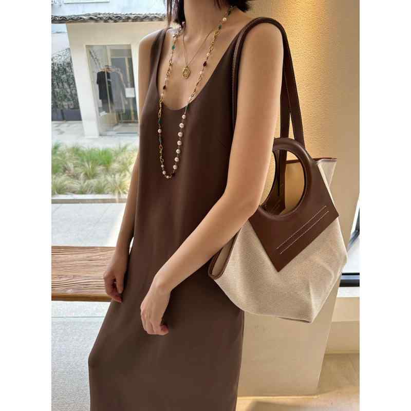 A字シルエット Uネック ノースリーブワンピース コーヒー色｜LiLishop6