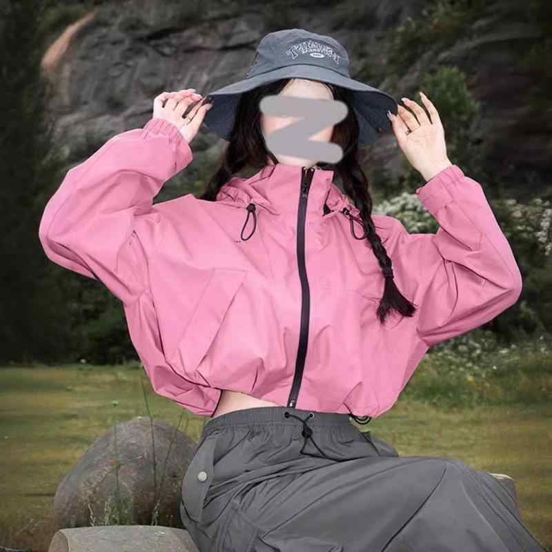 アウター 心地よい風 レディース 撥水 防風 軽山登り 上衣 秋服 2025年式 秋物 普段使い走り アウトドア 山登り 難民キャンプ 山歩き 登山 形づくる 運動競技お召しもの ウォーキングお召しもの 小股走りお召しもの 駈けっくらお召しもの マウンテンパーカ