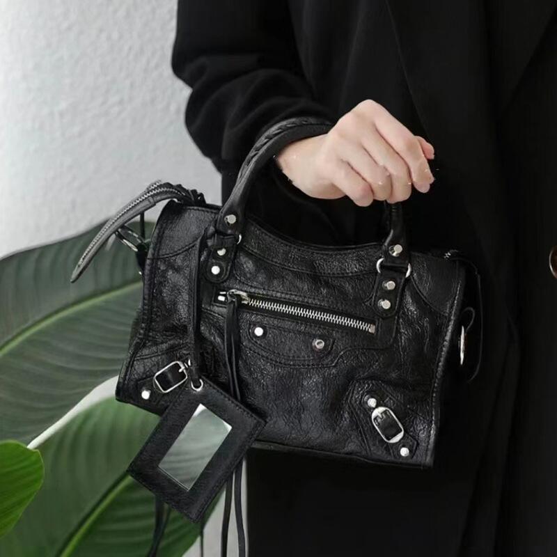 【color1ブラック現物】トートバッグ レディース ショルダーバッグ ギャル系 エディターズバッグ 2way バレンシアガ風 おしゃれ 送料無料 ファスナー付き 大きめ 通勤 鏡付き